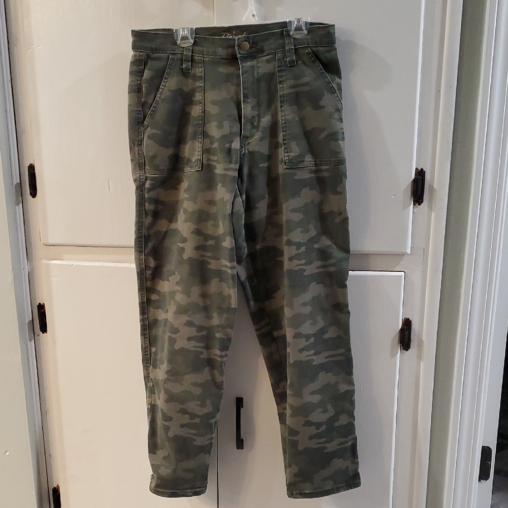 Women's Camouflage Pants